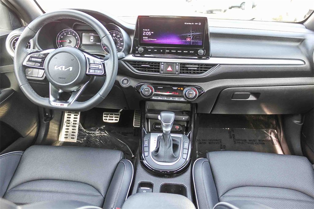Used 2023 Kia Forte GT-Line w/ GT-Line Premium Package image 16