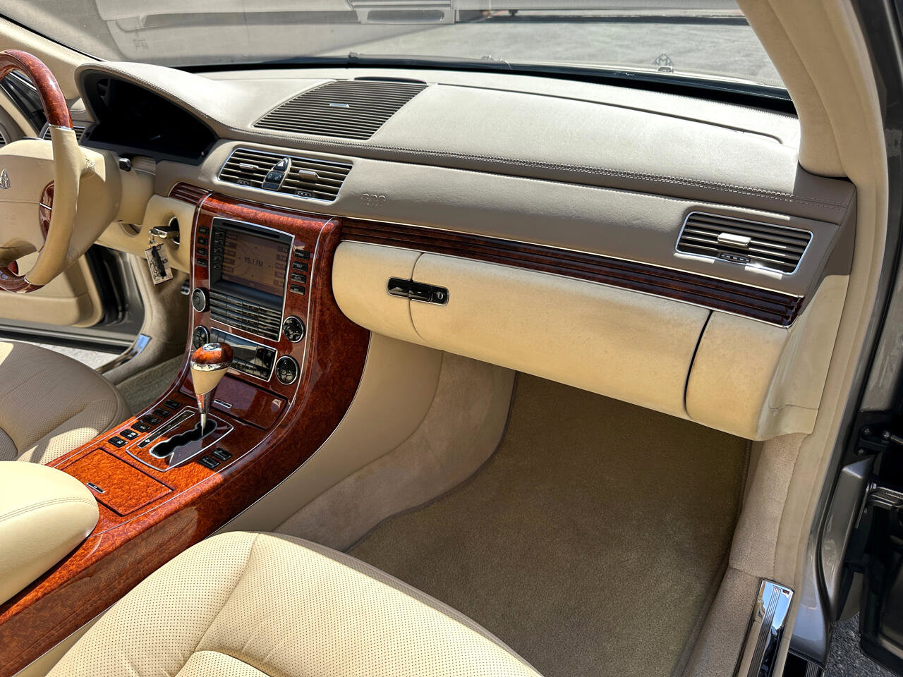 Used 2004 Maybach 57 image 63