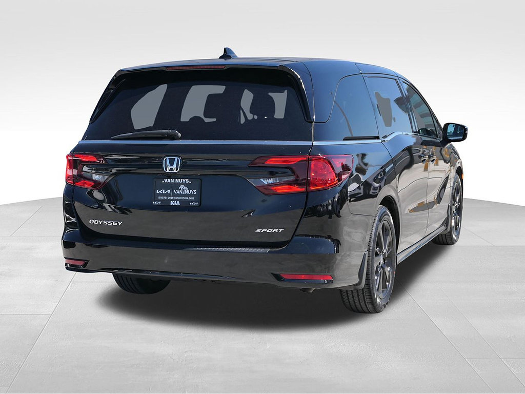 Used 2023 Honda Odyssey Sport image 32
