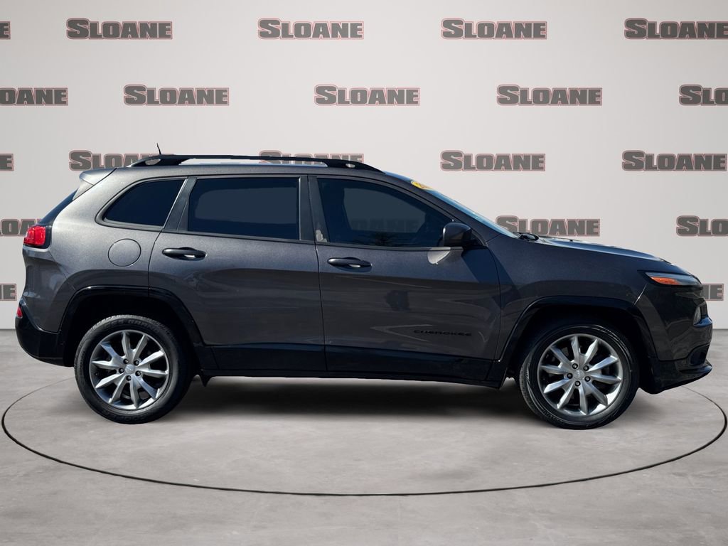 Used 2018 Jeep Cherokee Latitude image 6