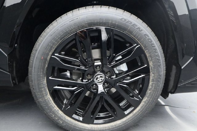 New 2026 Toyota RAV4 XSE AWD/4WD image 17