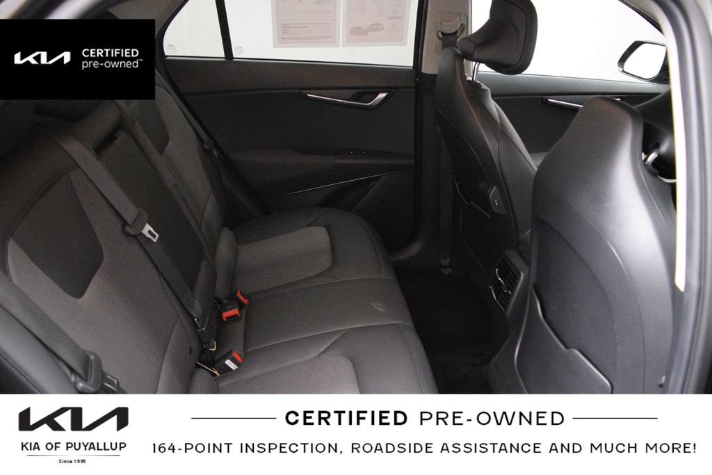 Certified 2023 Kia Niro Wind w/ Wind Preserve Package FWD image 15