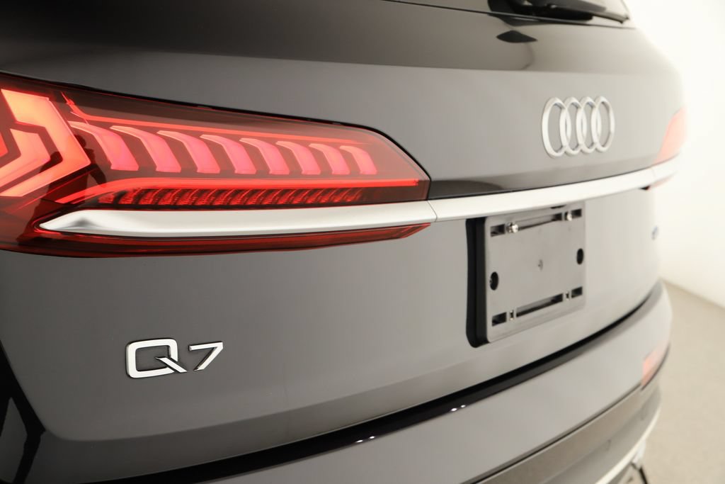 Certified 2021 Audi Q7 2.0T Premium AWD/4WD image 31