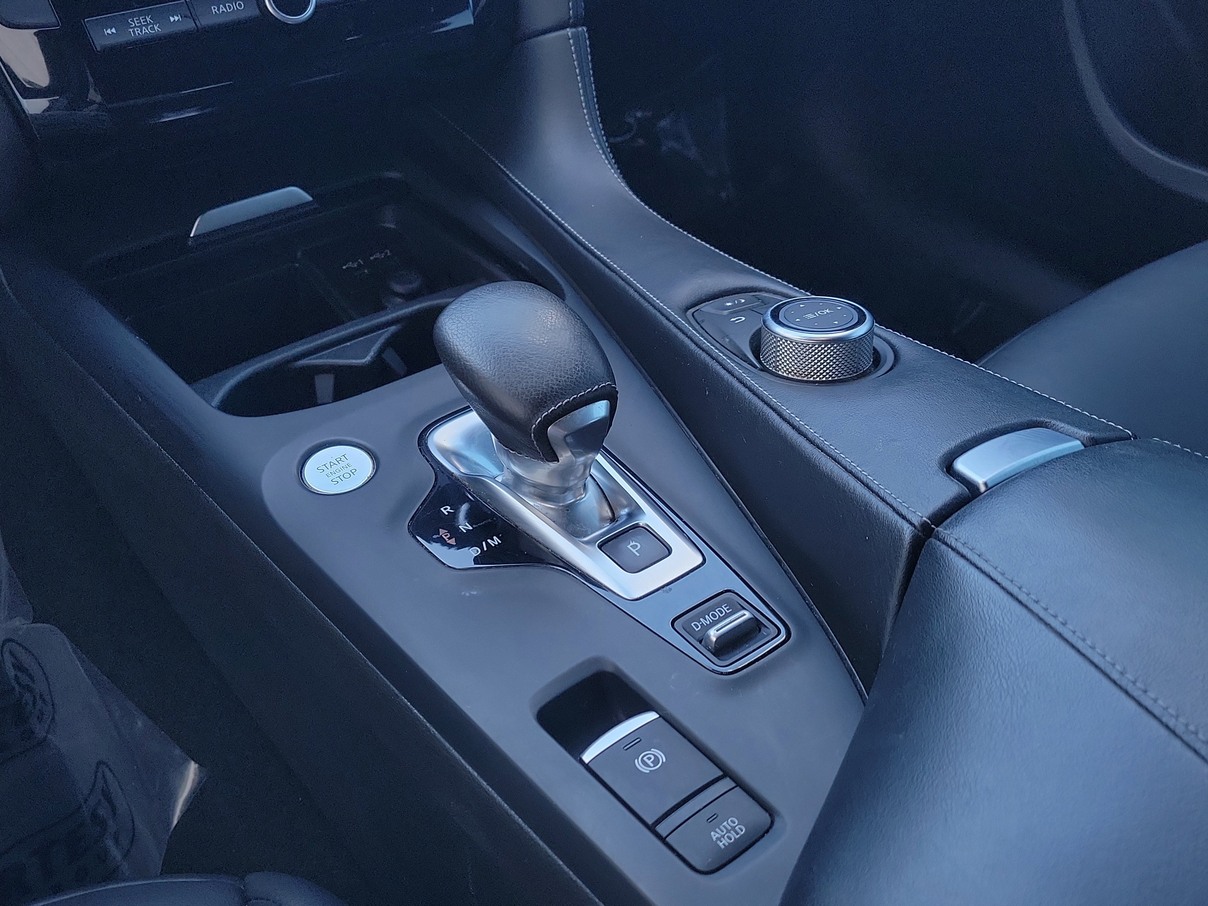 Used 2021 INFINITI QX50 Luxe w/ Appearance Package image 15