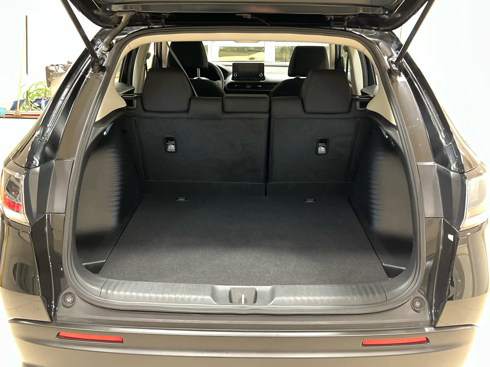 Certified 2024 Honda HR-V LX image 12