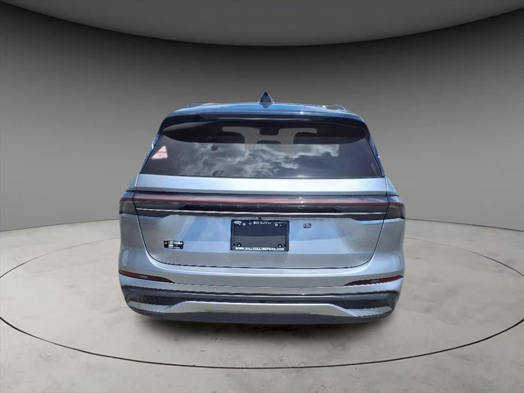 New 2025 Lincoln Nautilus Reserve w/ Jet Appearance Package AWD/4WD image 9
