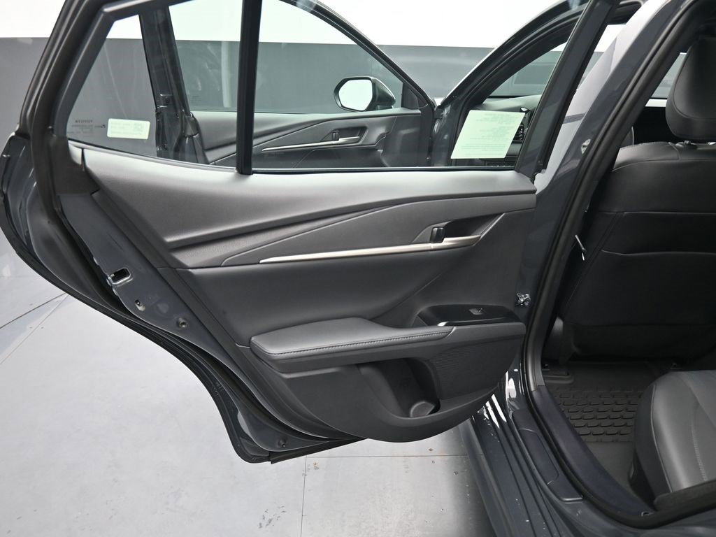 Used 2025 Toyota Camry XSE image 16