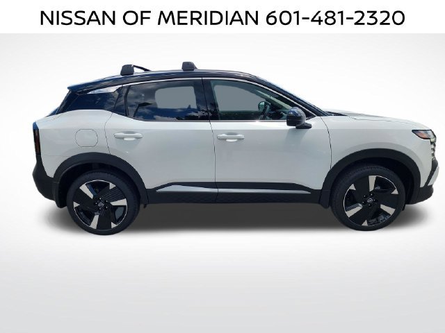 New 2026 Nissan Kicks SR w/ Cold Weather Package FWD image 6