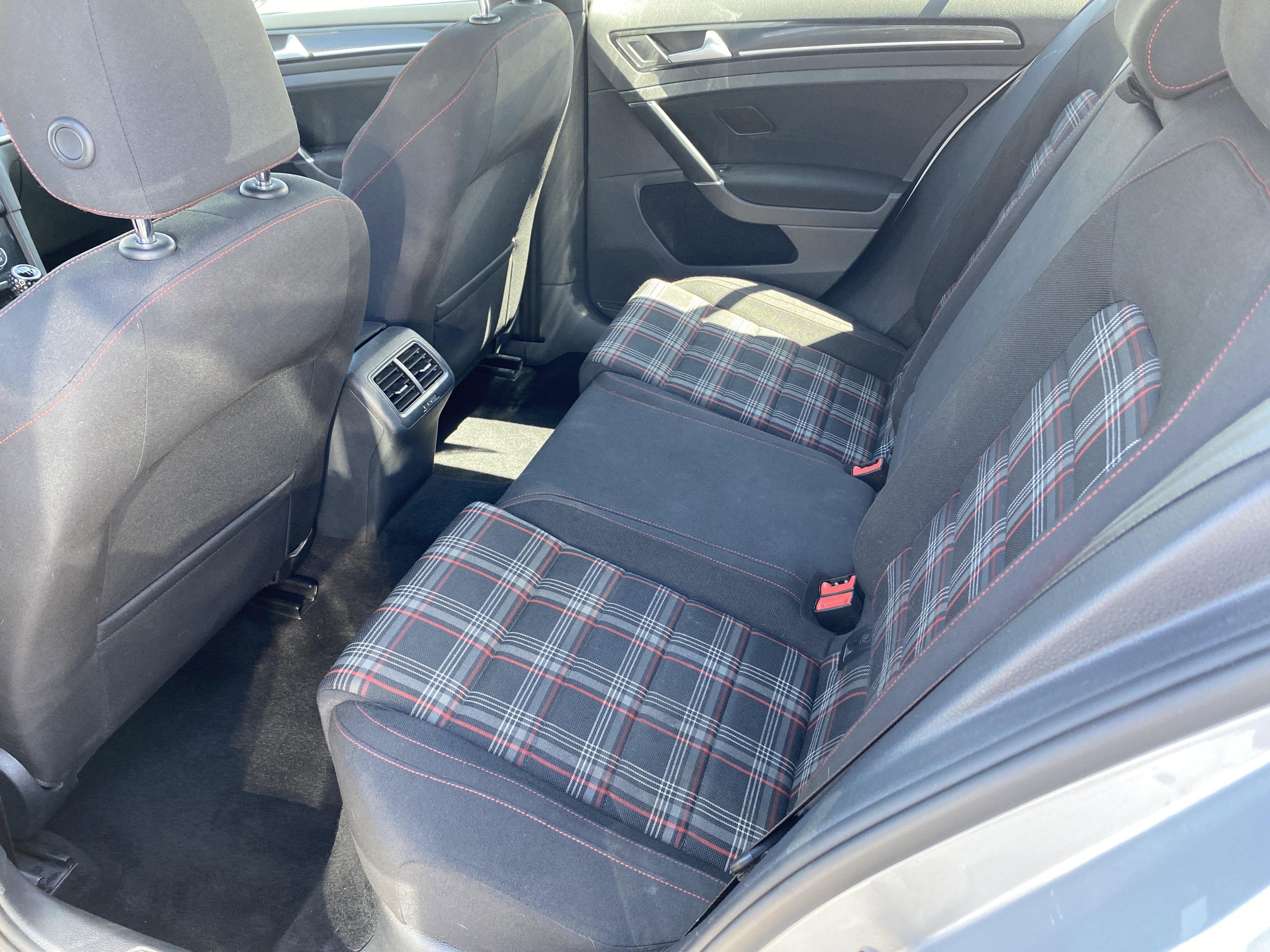 Used 2015 Volkswagen GTI S image 12