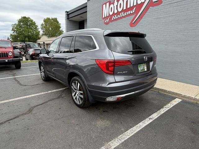 Used 2018 Honda Pilot Touring image 9
