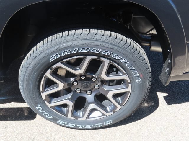 New 2026 RAM 1500 Laramie AWD/4WD image 16