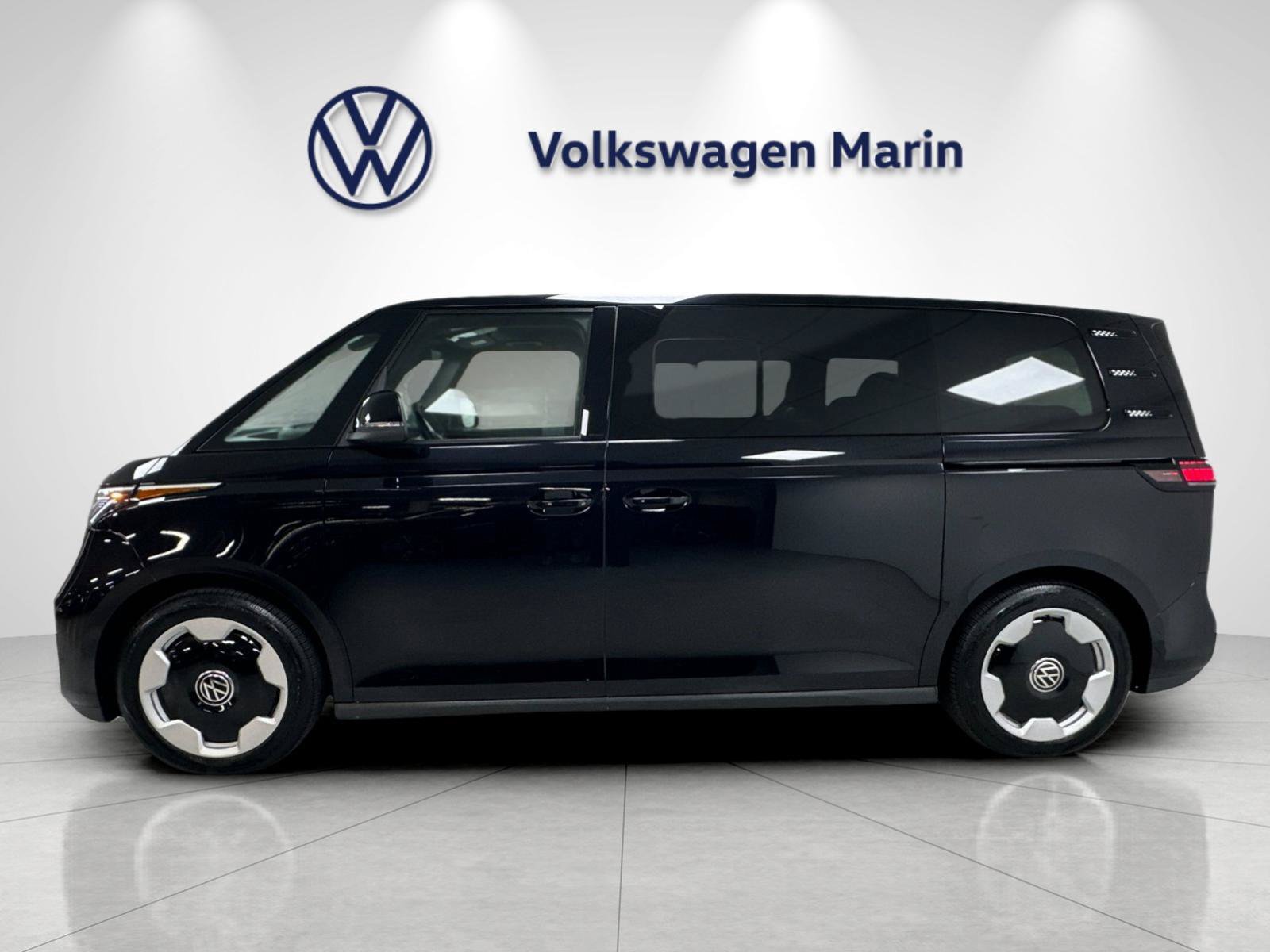 New 2025 Volkswagen ID. Buzz Pro S RWD image 2