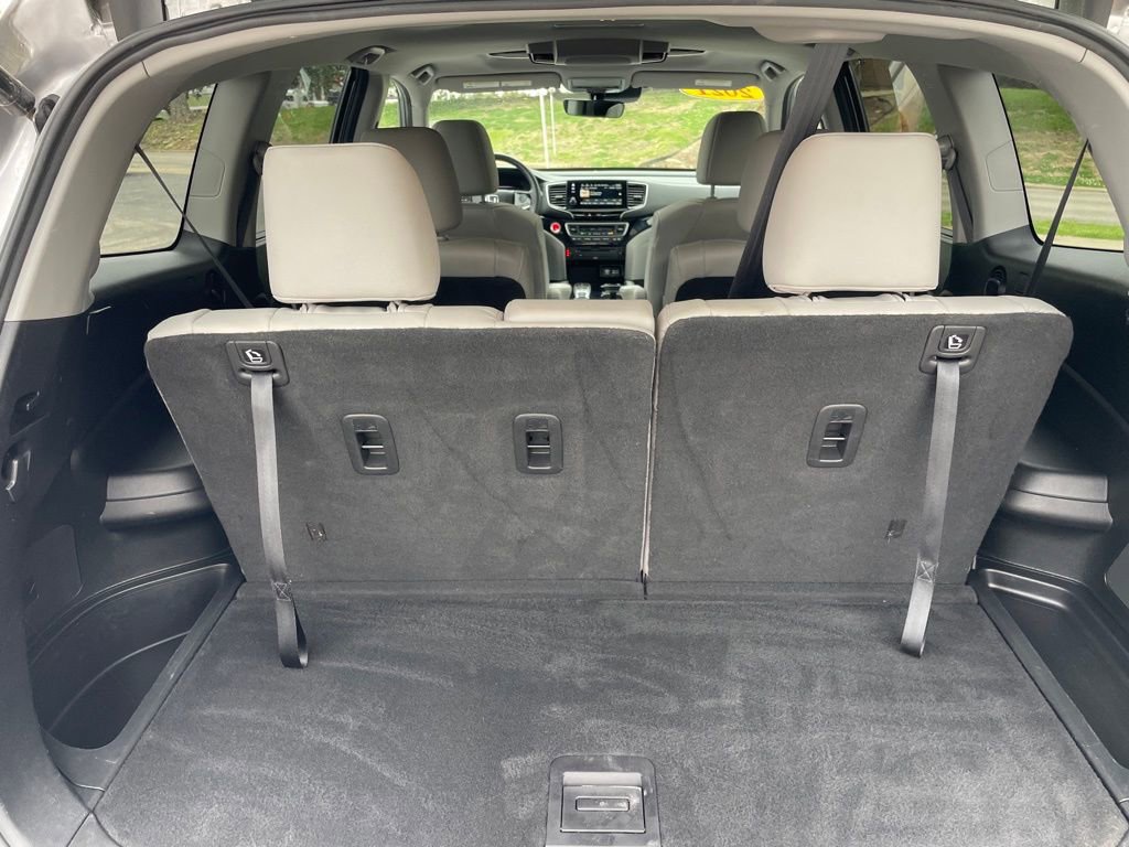 Used 2021 Honda Pilot Touring image 45