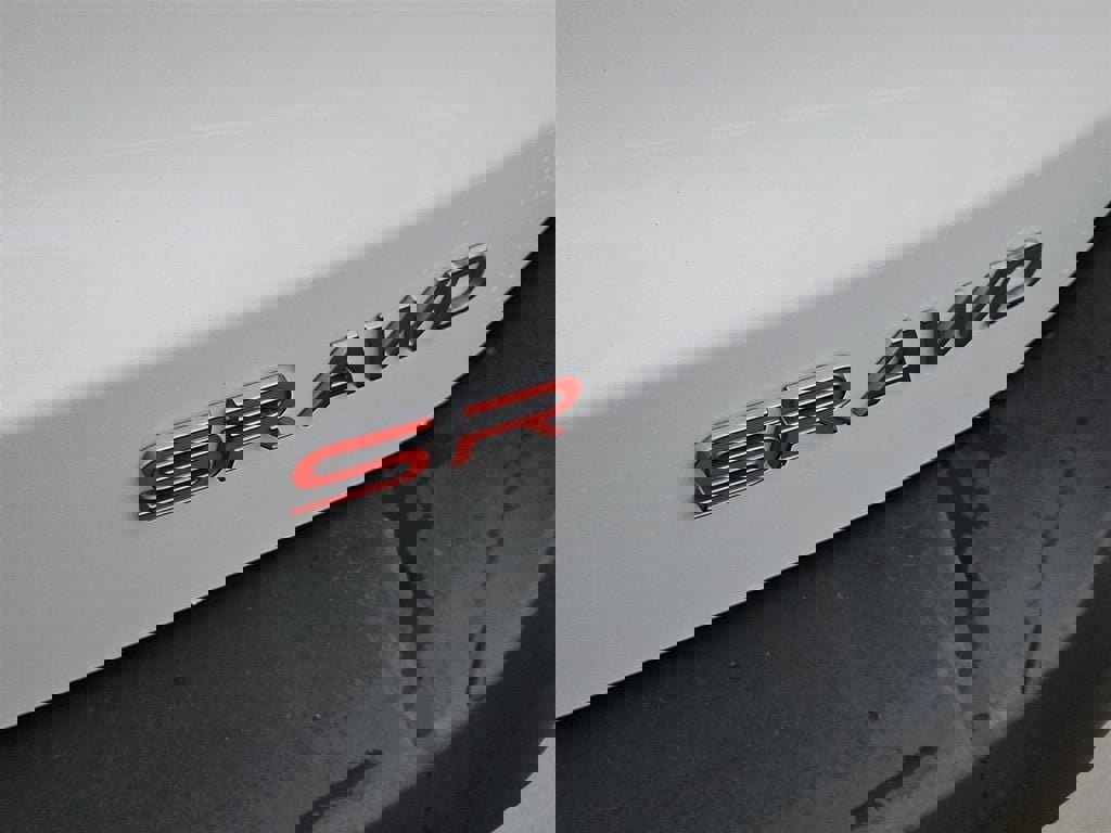 New 2026 Nissan Kicks SR image 3