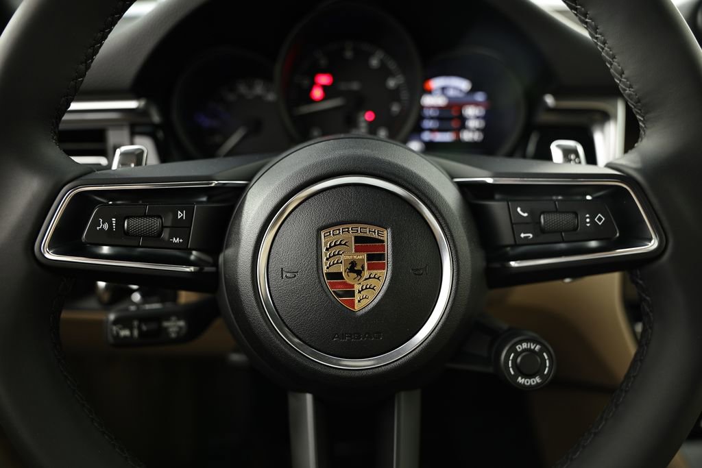 New 2026 Porsche Macan AWD/4WD image 35