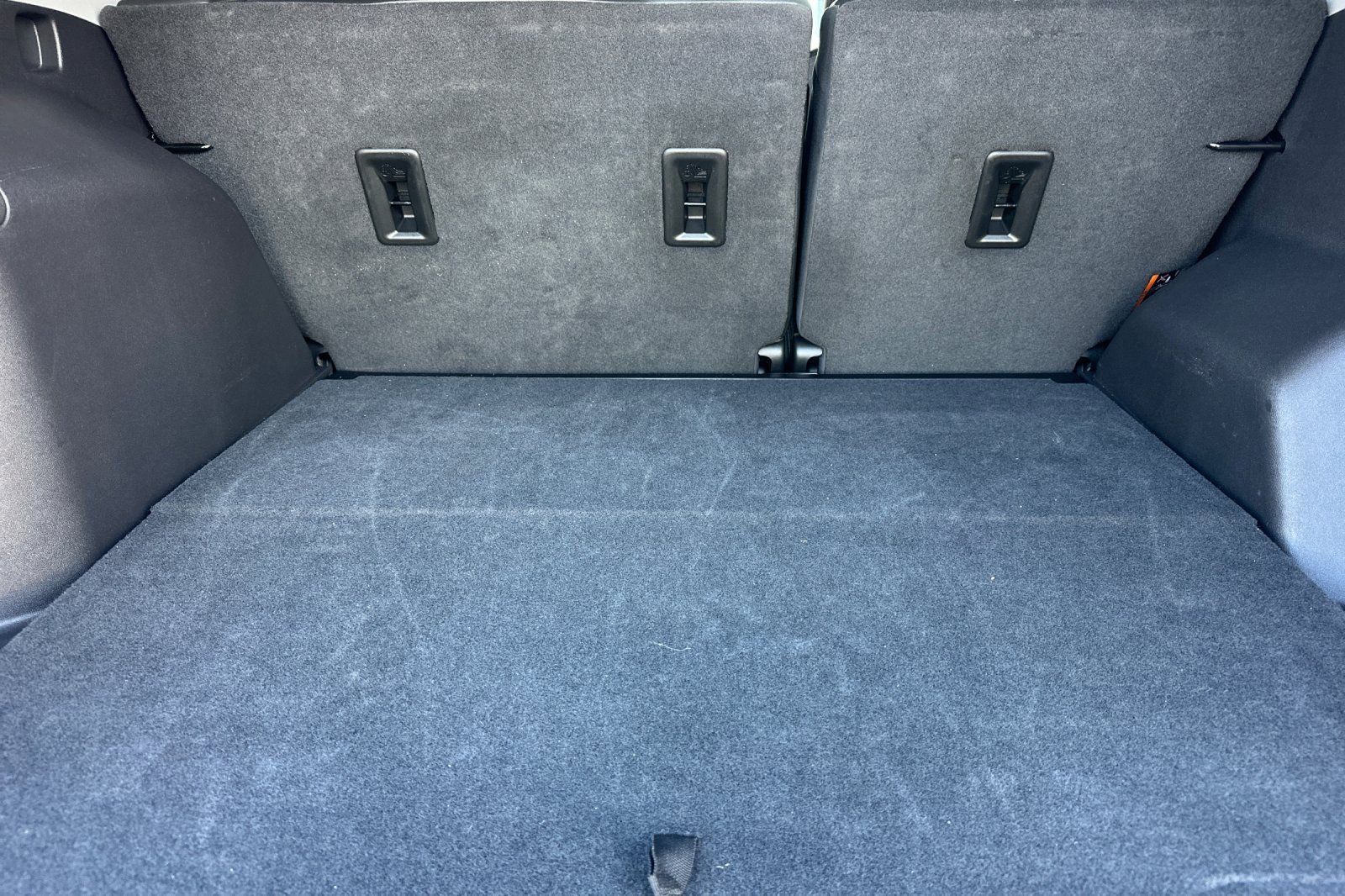 Used 2024 GMC Terrain SLT image 20