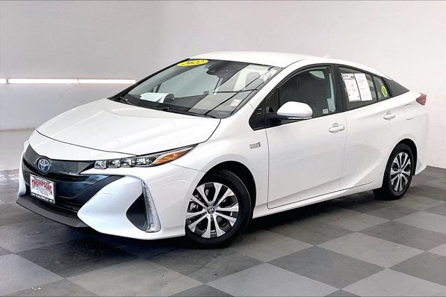 Used 2022 Toyota Prius Prime XLE FWD image 12