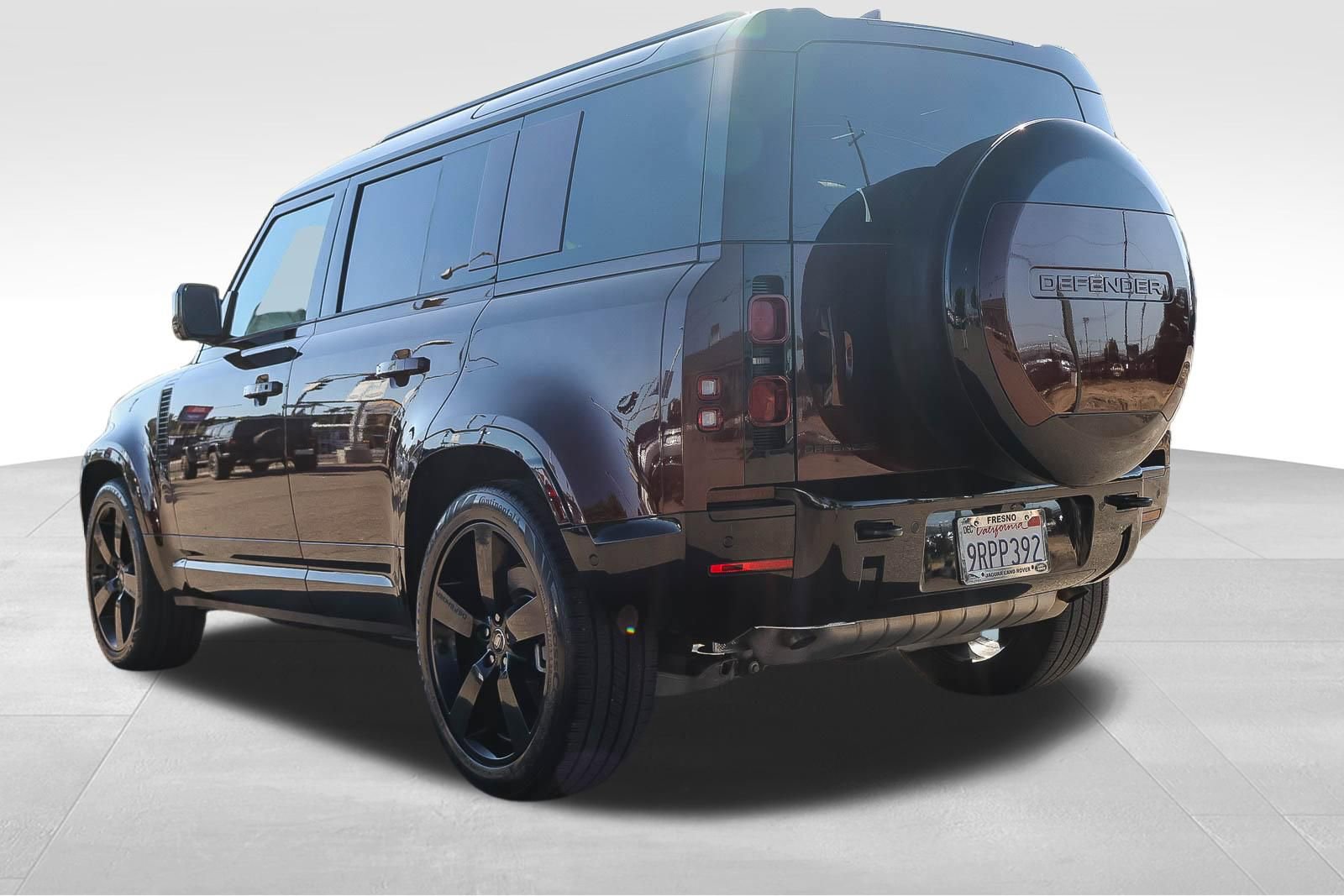 Certified 2025 Land Rover Defender 110 Sedona Red Edition AWD/4WD image 7