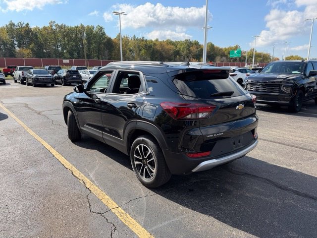 Certified 2024 Chevrolet TrailBlazer LT w/ Convenience Package FWD image 4