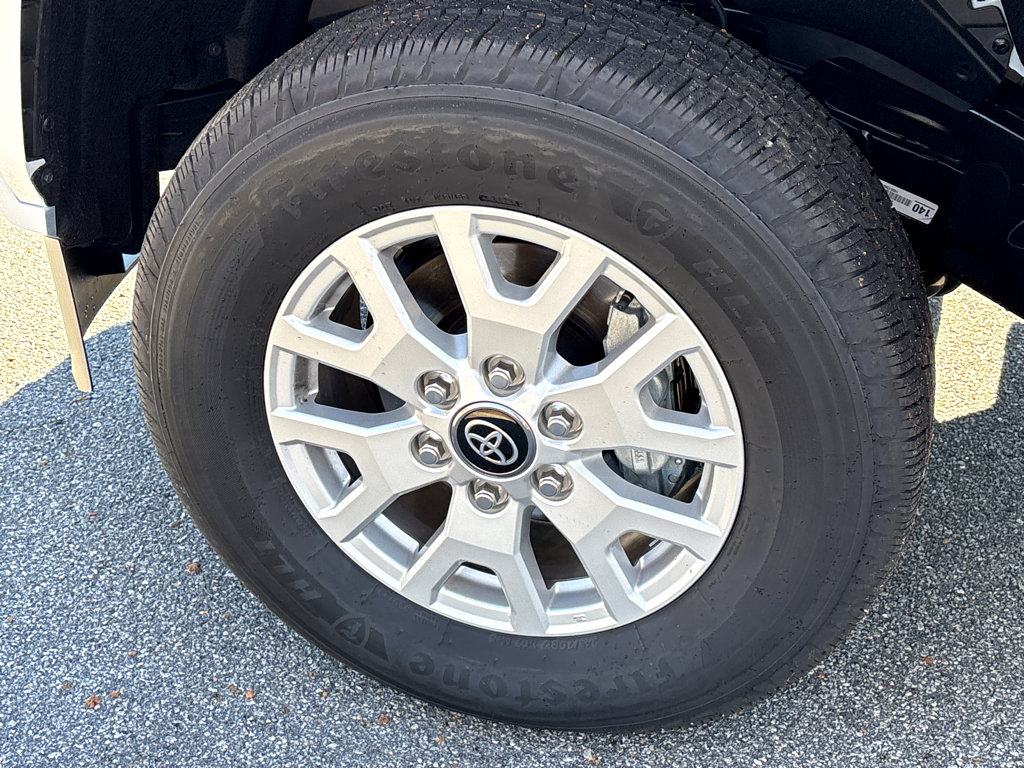 Used 2025 Toyota Tacoma SR5 image 26