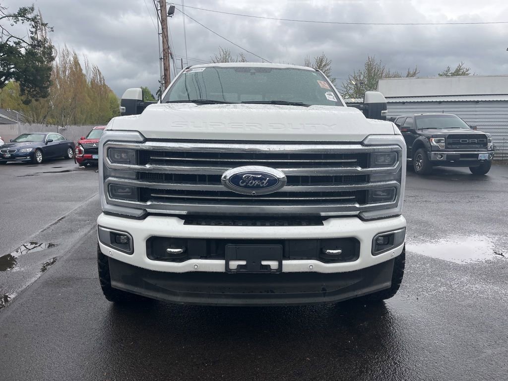 Used 2023 Ford F350 Limited AWD/4WD image 2