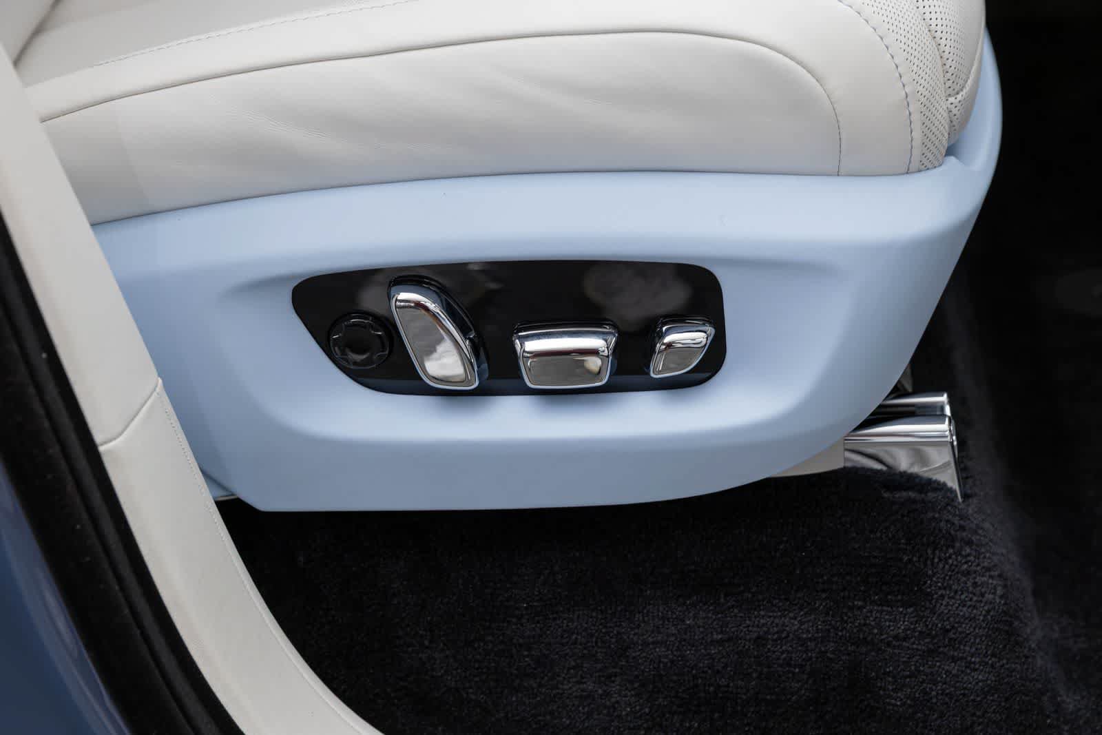 New 2027 Rolls-Royce Cullinan AWD/4WD image 51