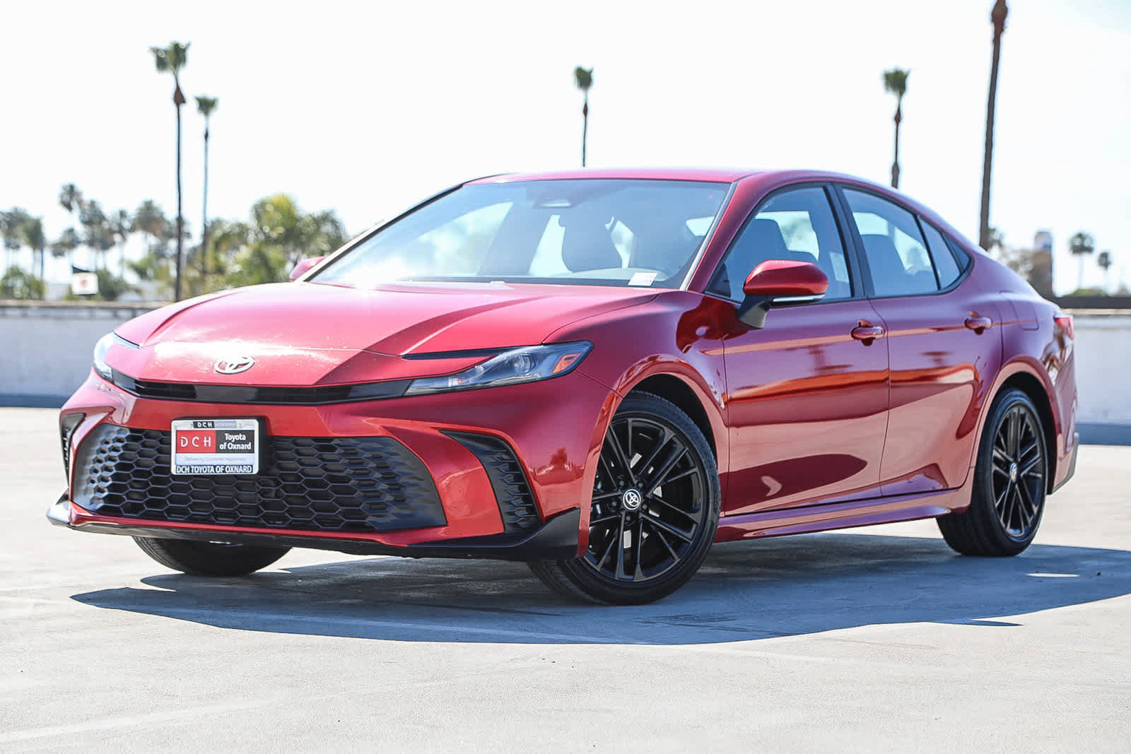 Certified 2025 Toyota Camry SE image 1