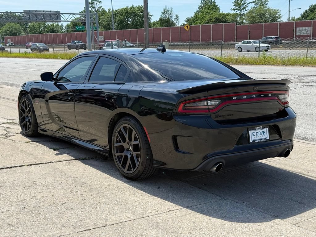 Used 2017 Dodge Charger R/T Scat Pack RWD image 10