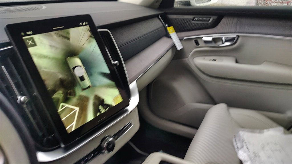 New 2026 Volvo XC90 B6 Ultra image 25