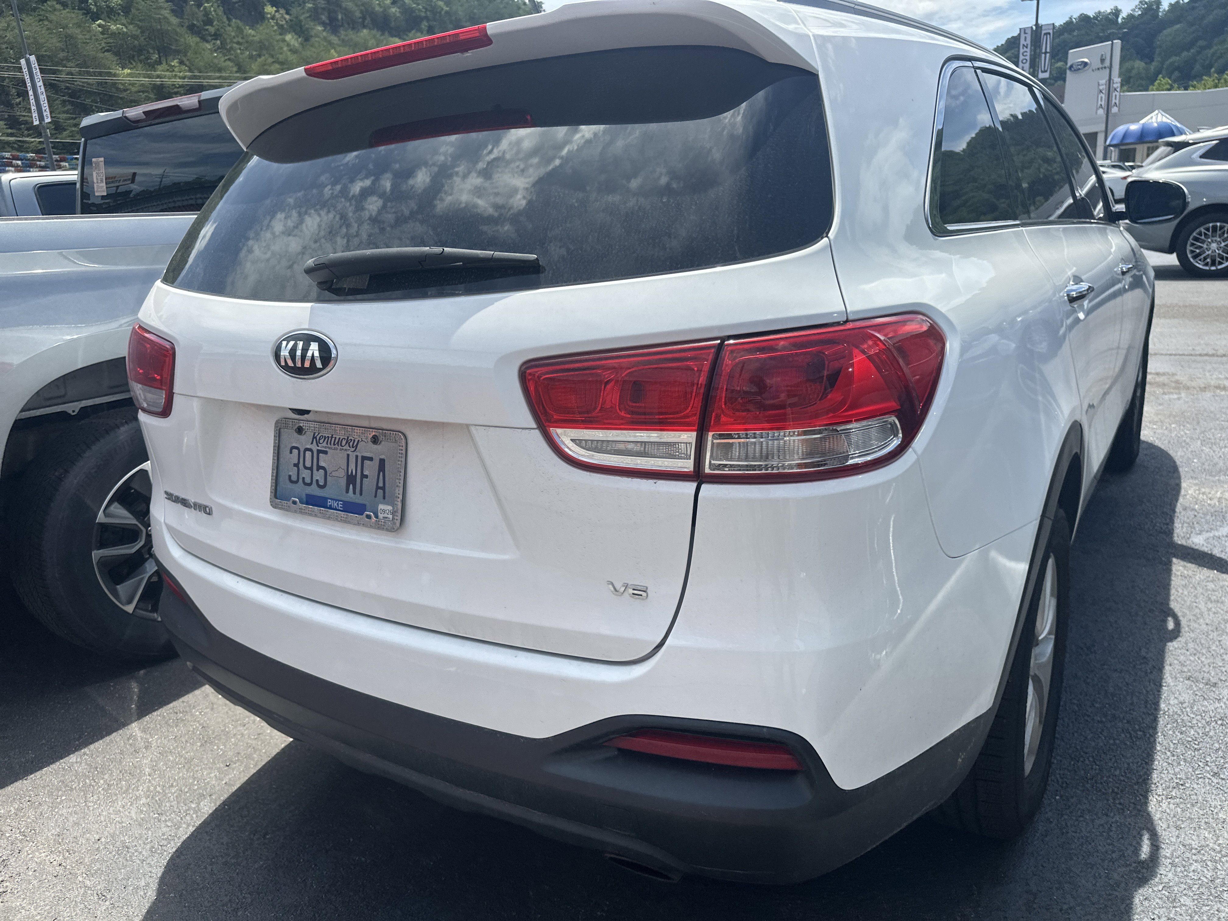 Used 2016 Kia Sorento LX AWD/4WD image 5