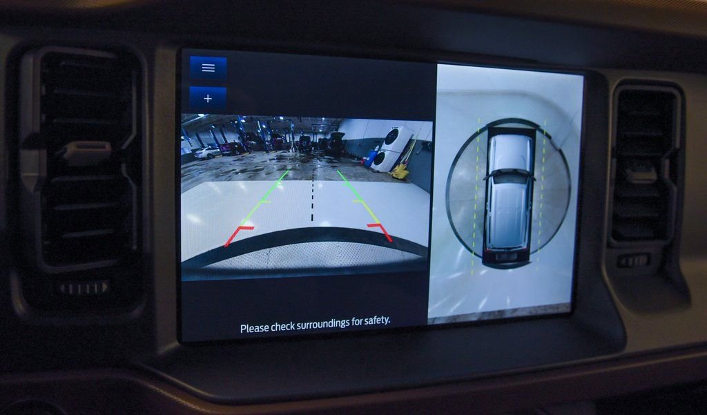 Used 2024 Ford Bronco Outer Banks image 18