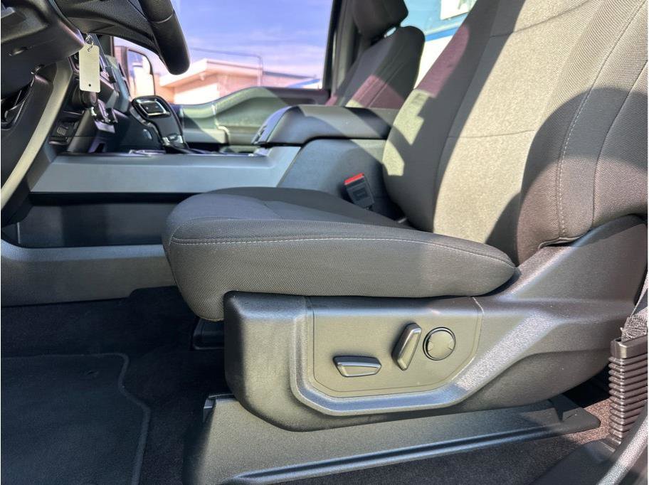 Used 2019 Ford F150 XLT w/ Equipment Group 302A Luxury AWD/4WD image 21