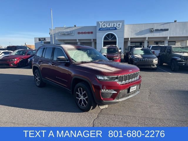 Used 2023 Jeep Grand Cherokee Limited w/ Trailer Tow Prep Group (B)