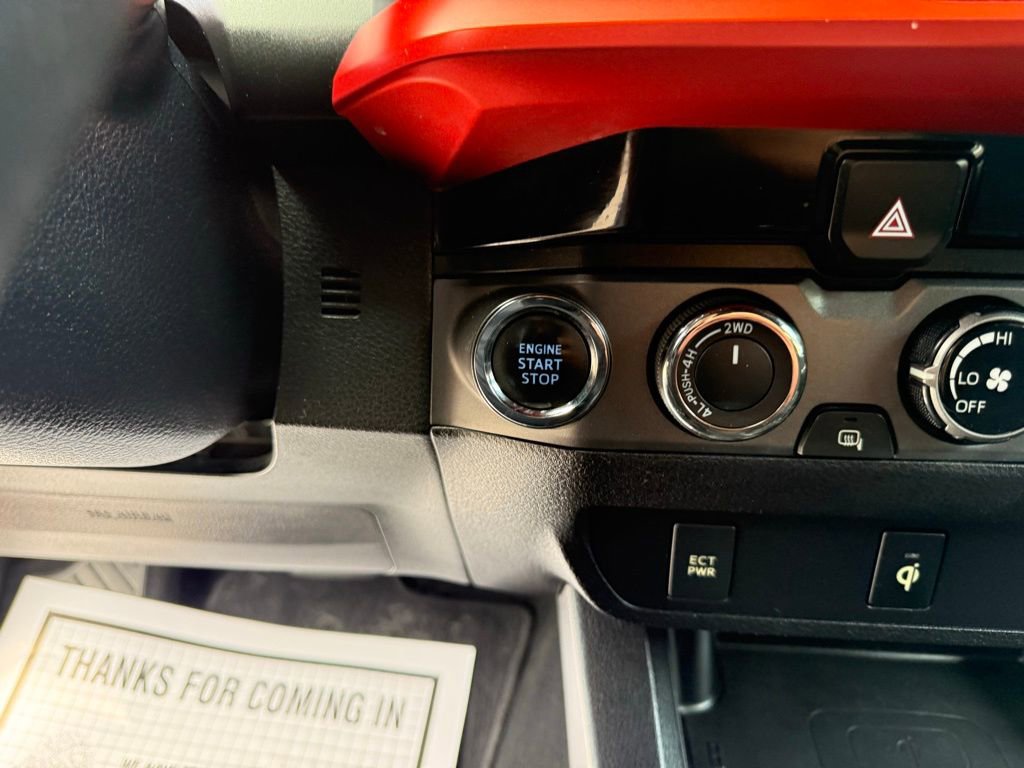 Used 2017 Toyota Tacoma TRD Sport w/ Tow Package (A/T) image 23