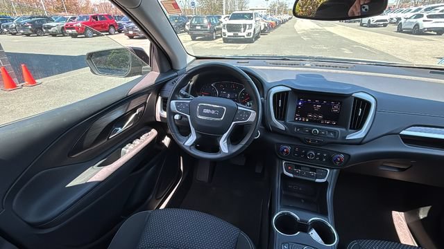 Used 2023 GMC Terrain SLE w/ Driver Convenience Package AWD/4WD image 26