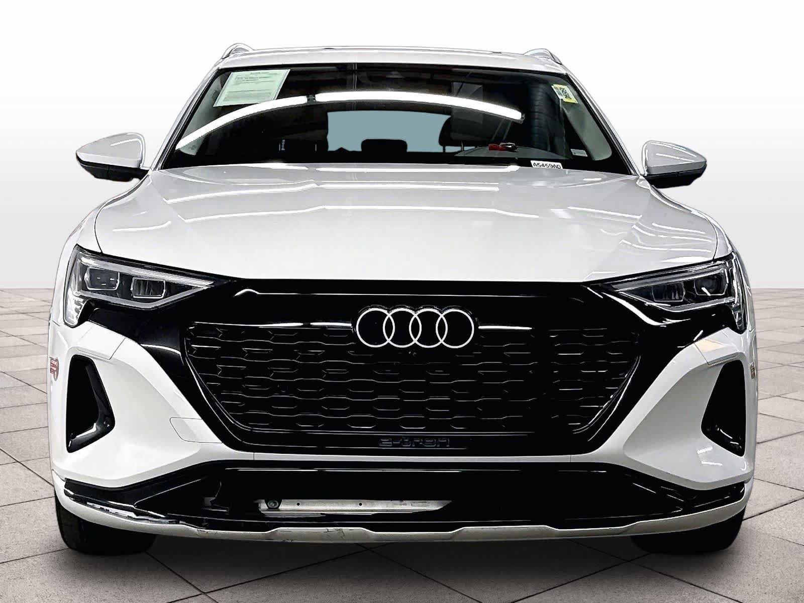 Used 2024 Audi Q8 e-tron Premium Plus AWD/4WD image 7