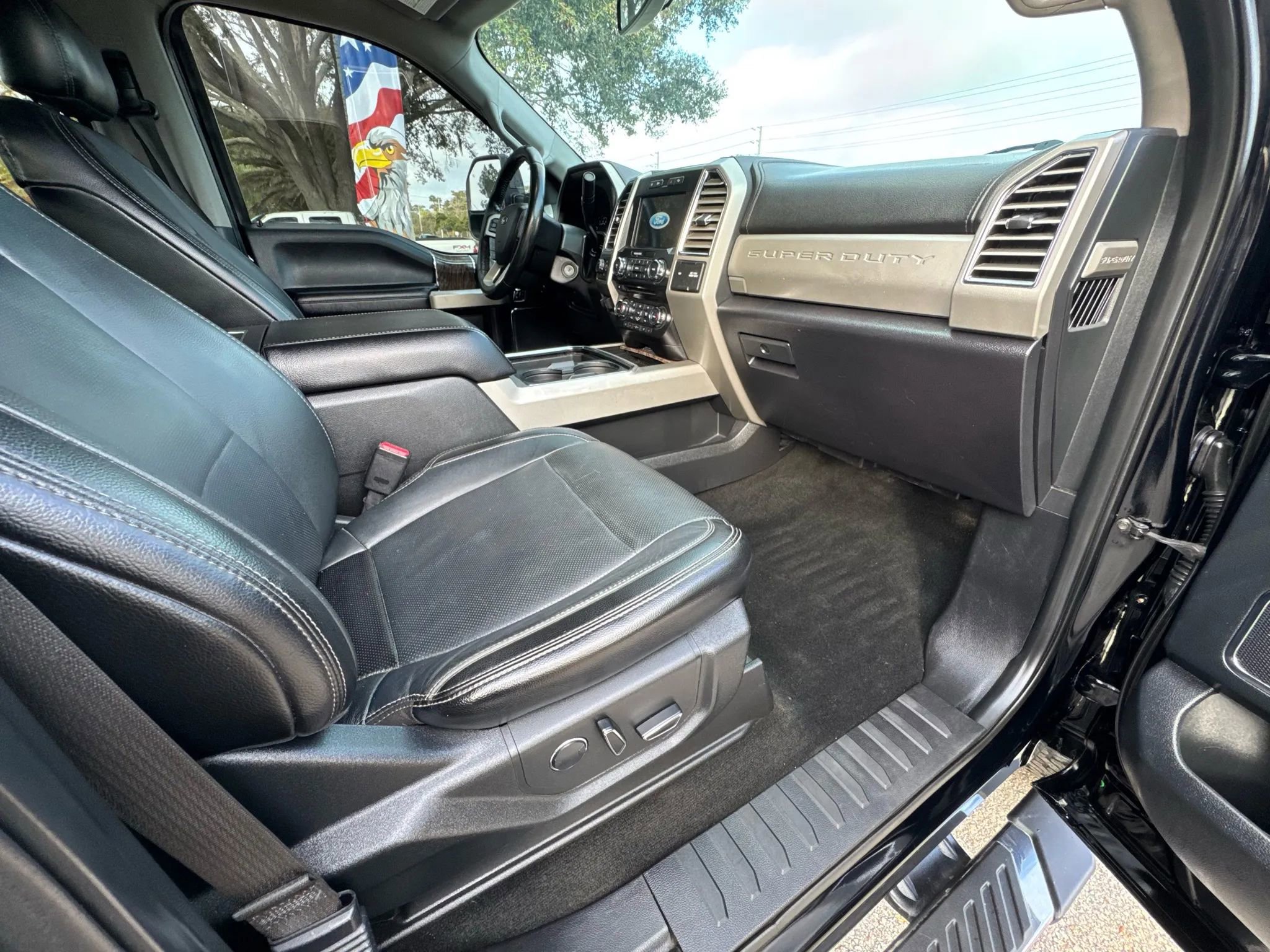 Used 2017 Ford F250 Lariat w/ Lariat Value Package image 15