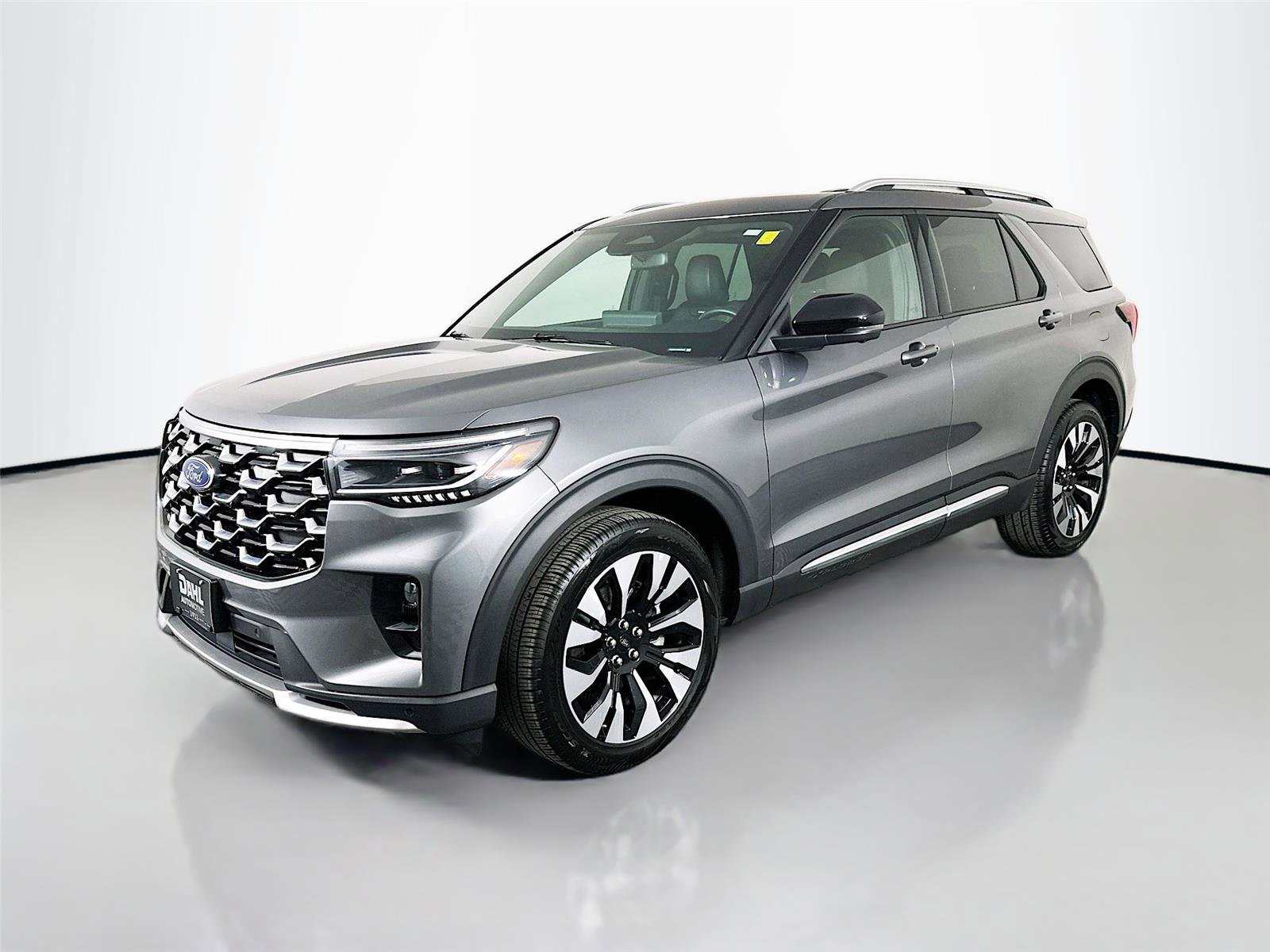 Used 2025 Ford Explorer Platinum w/ LUX Leather Package image 3