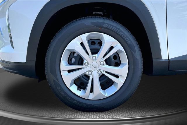 New 2026 Chevrolet Trax LS FWD image 11