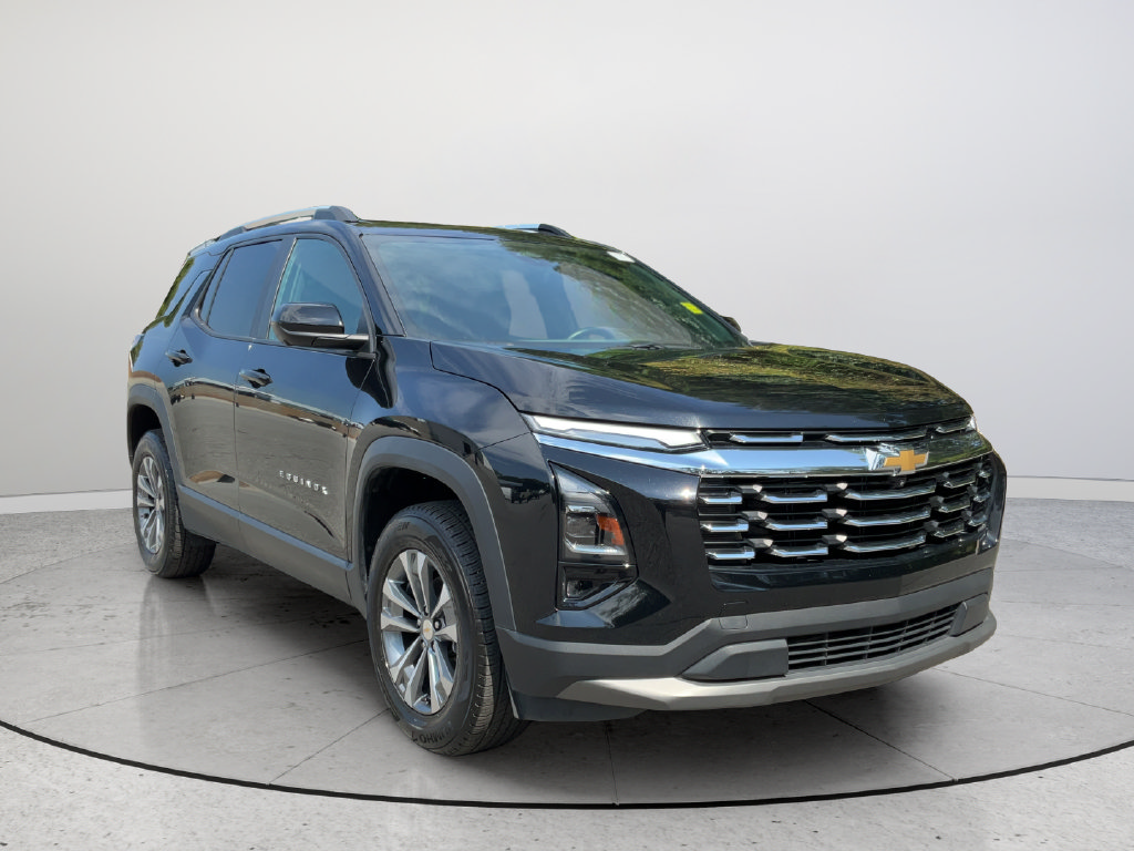 Used 2025 Chevrolet Equinox LT w/ Convenience Package II FWD image 1
