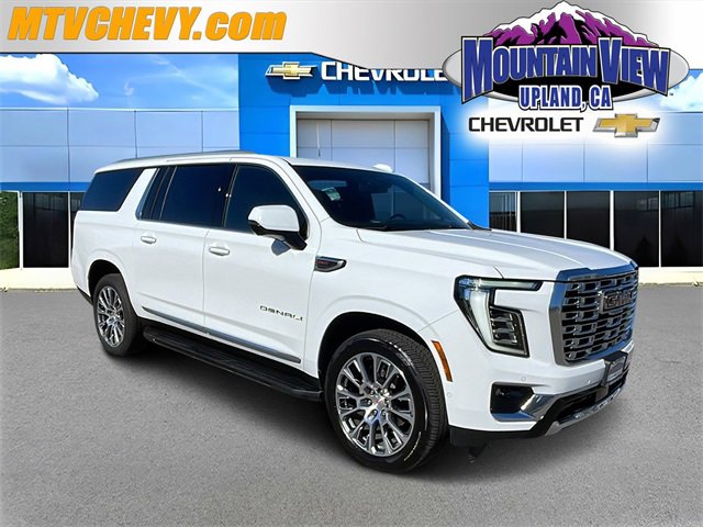 Used 2025 GMC Yukon XL Denali image 1