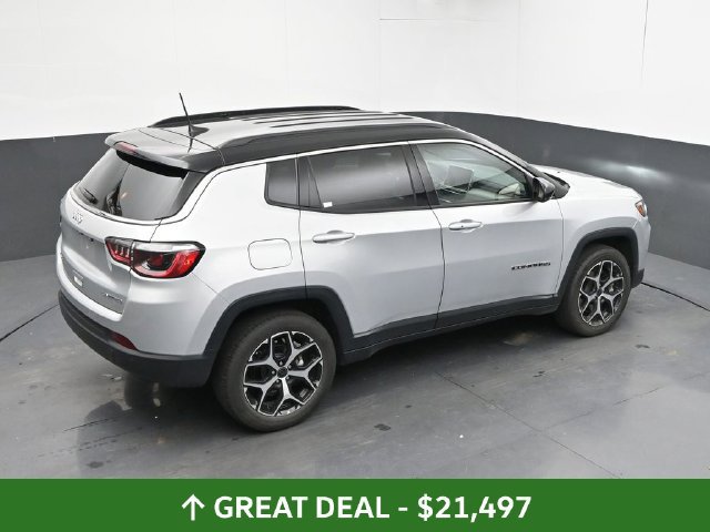 Used 2025 Jeep Compass Limited AWD/4WD image 40
