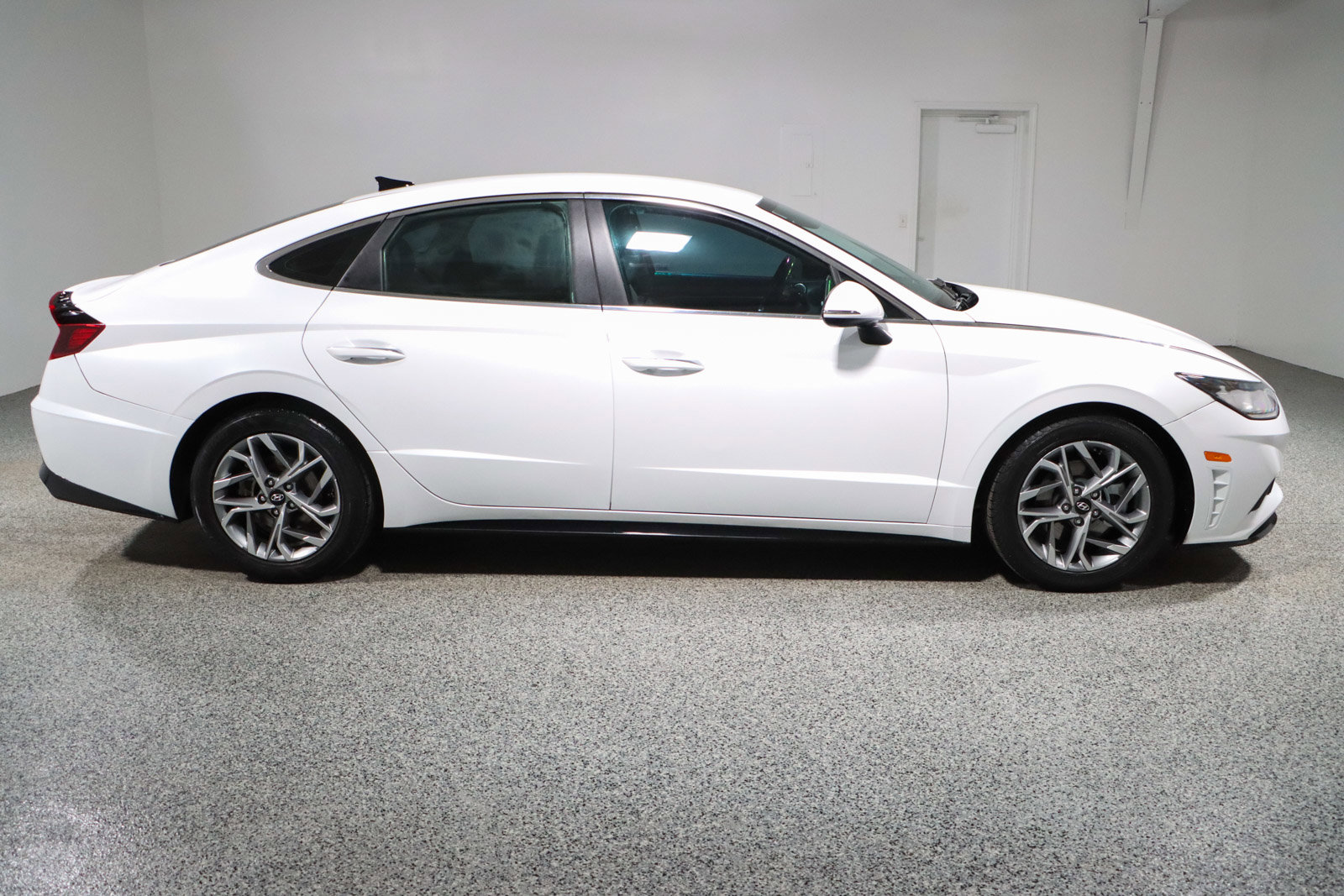 Used 2020 Hyundai Sonata SEL w/ Convenience Package image 6