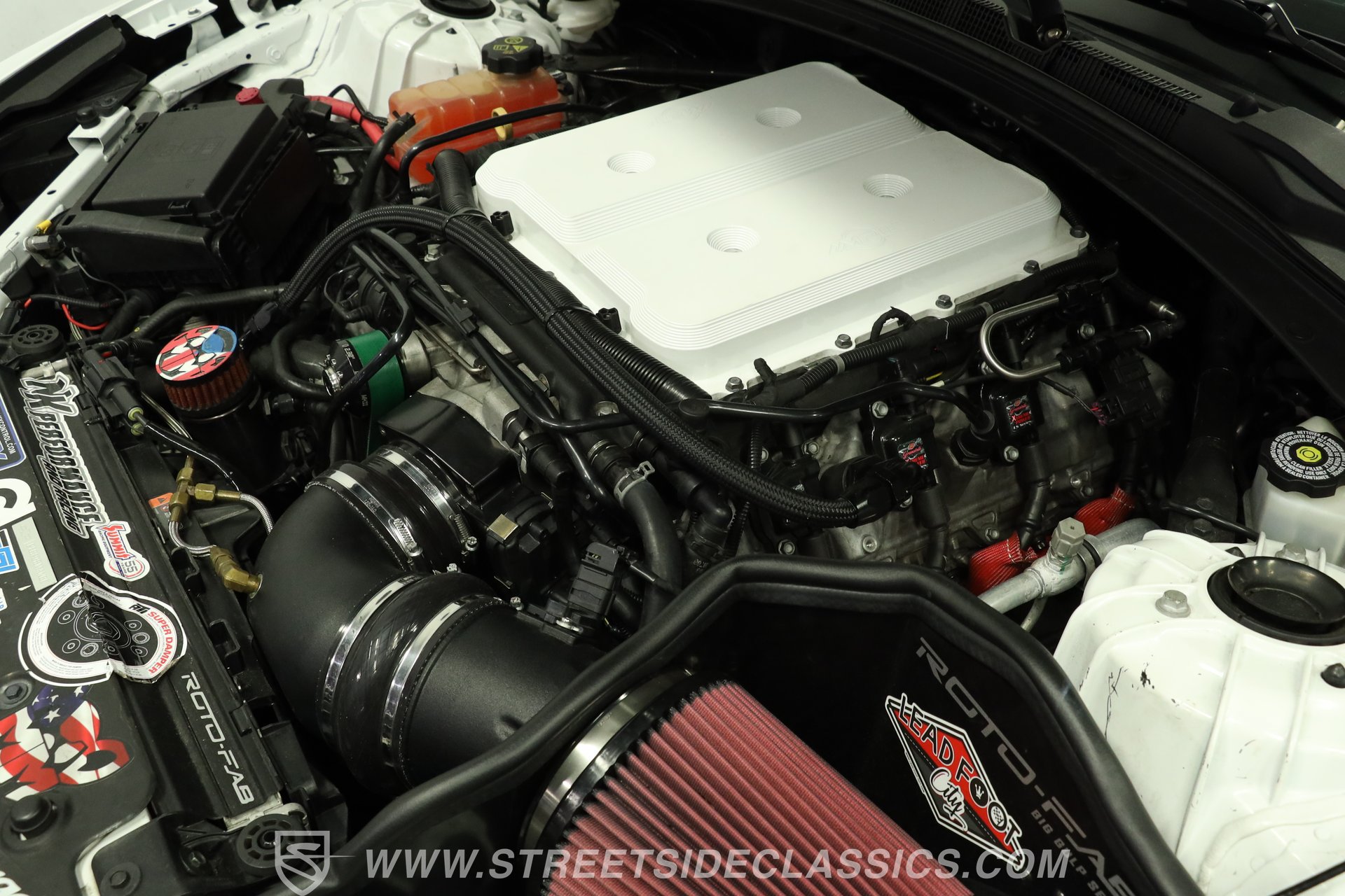 Used 2018 Chevrolet Camaro ZL1 RWD image 31