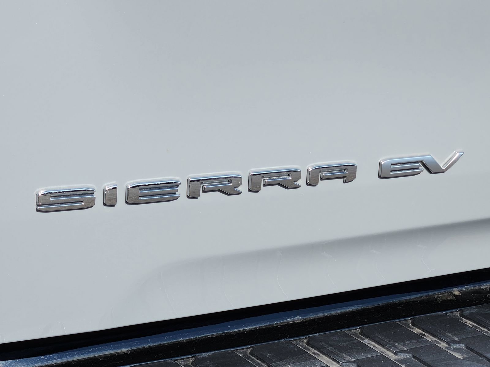 New 2025 GMC Sierra EV Denali AWD/4WD image 12