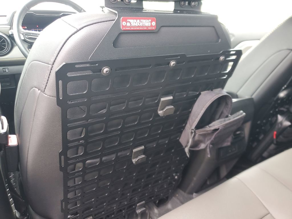 Used 2024 Chevrolet Colorado ZR2 w/ ZR2 Convenience Package III image 13