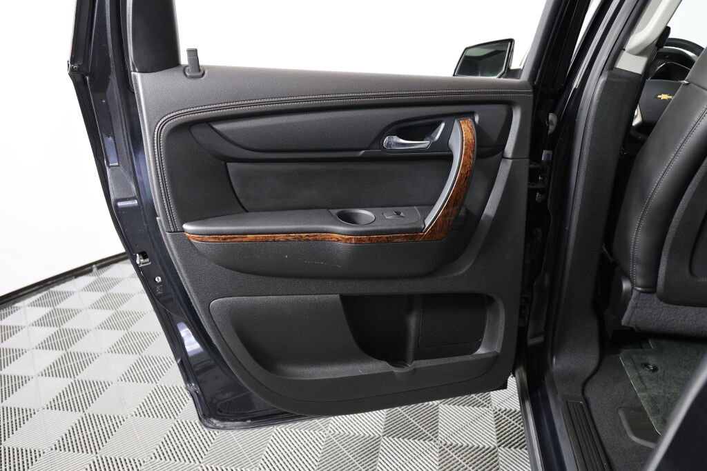 Used 2014 Chevrolet Traverse LTZ w/ LPO, 'HIT The Road' Package image 16