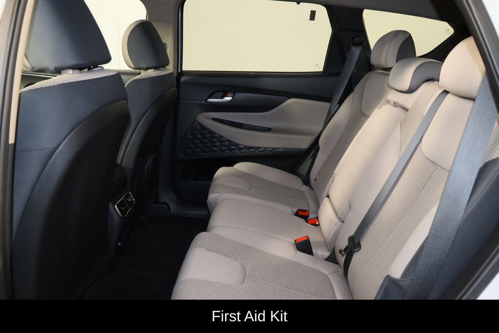 Used 2021 Hyundai Santa Fe SEL w/ Convenience Package image 16
