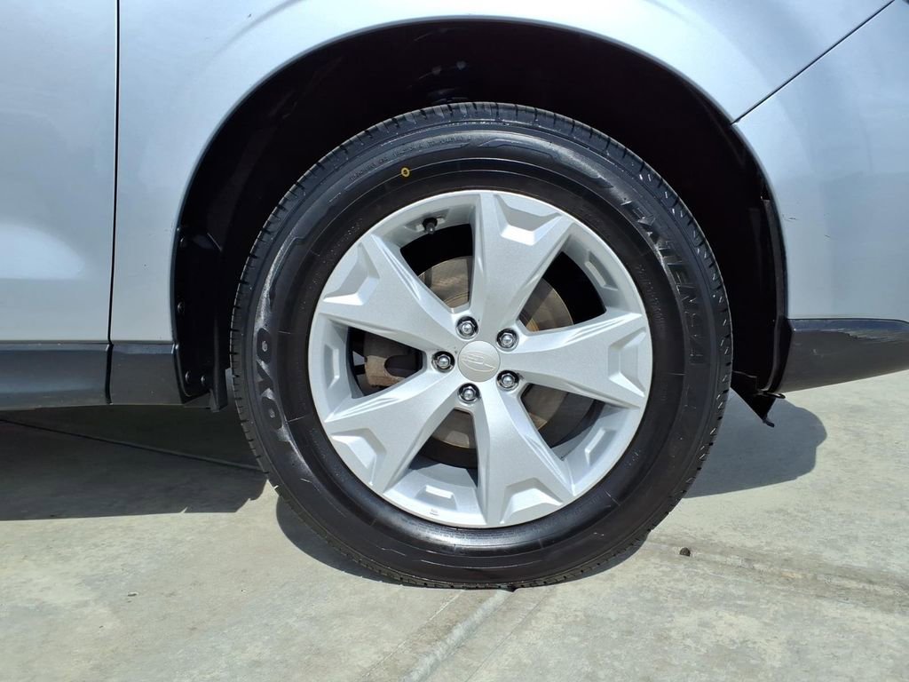 Used 2016 Subaru Forester 2.5i Premium w/ Popular Package #2 image 9