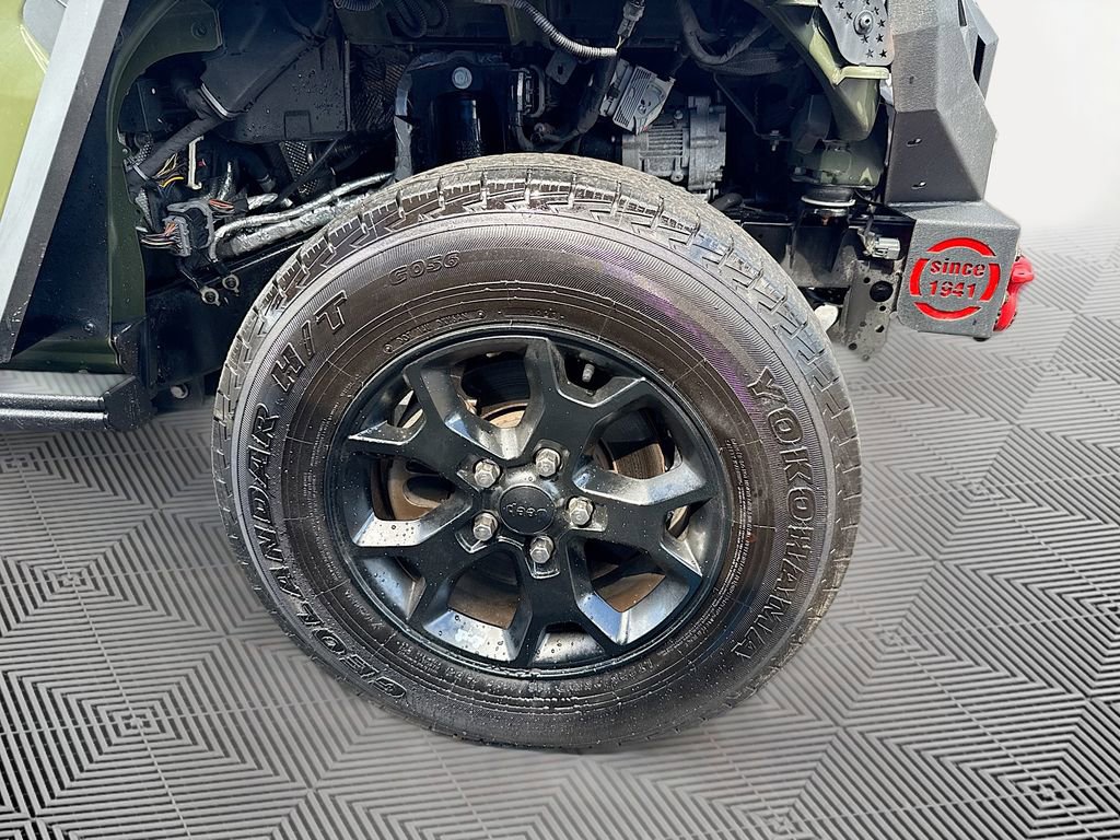 Used 2021 Jeep Wrangler Unlimited Willys image 5